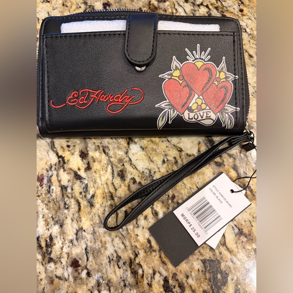Ed Hardy Black and White Wallet Set with Red Accents - Picture 5 of 6
